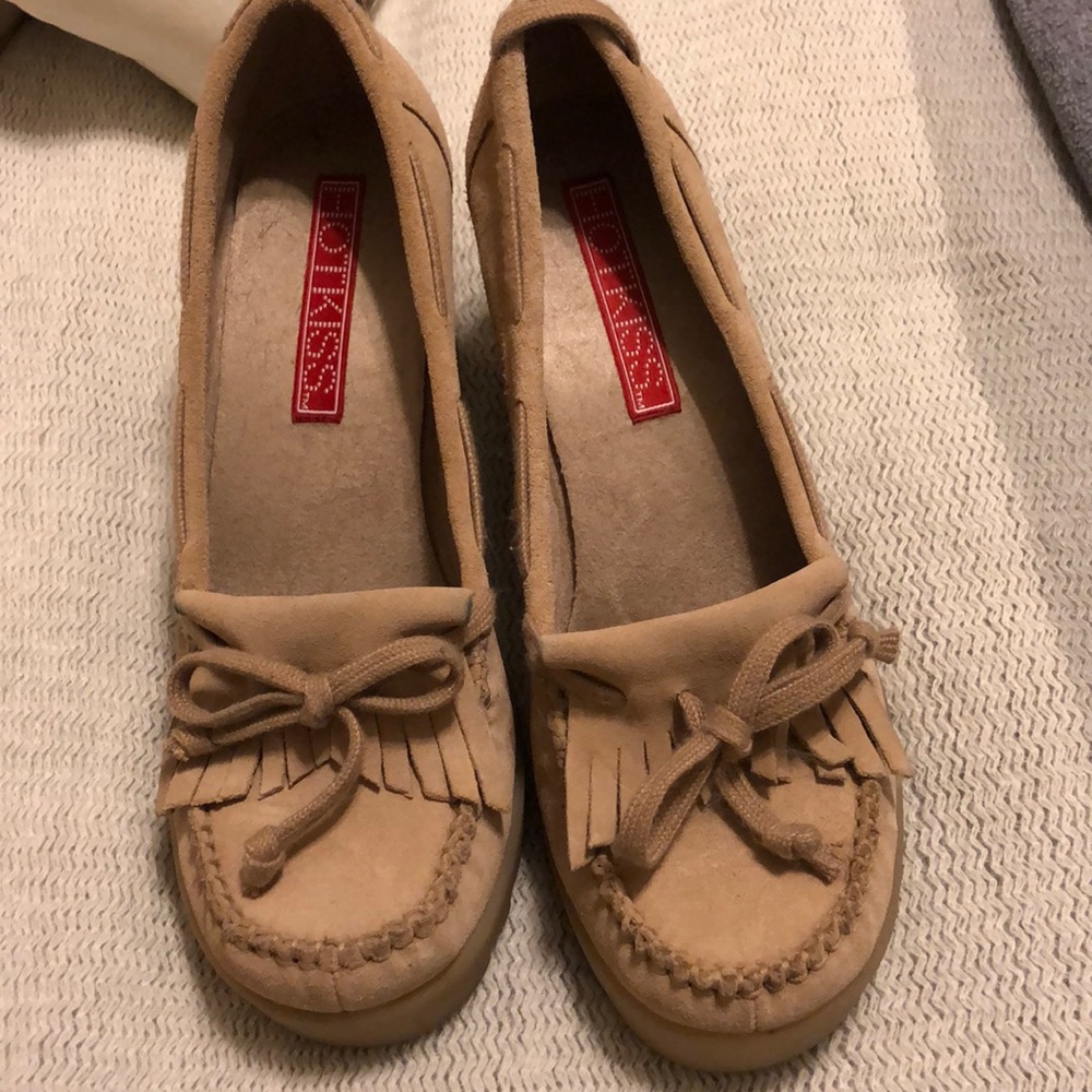 Wedge loafers